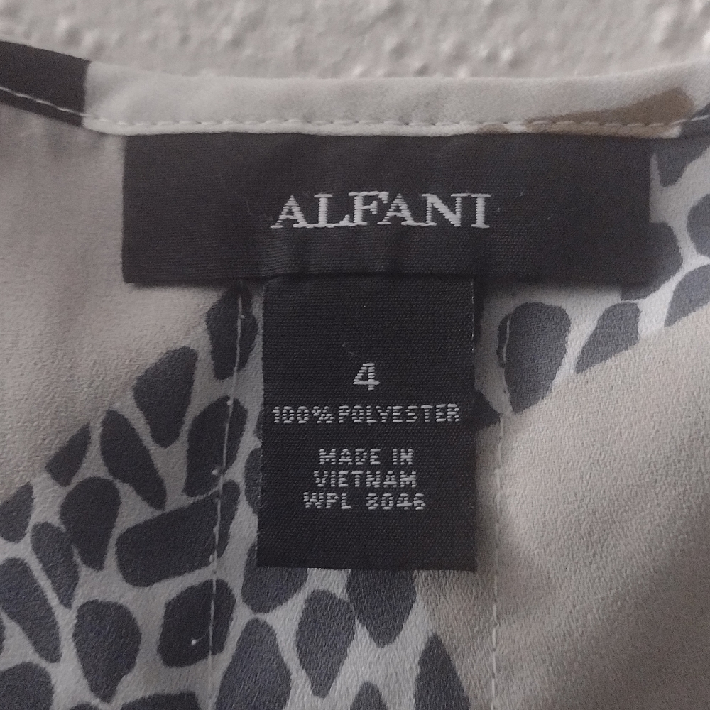 Alfani women's pullover leopard print sleeveless blouse sz 4 - Picture 3 of 6
